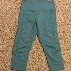 Women's Teal High-Waist Capri Leggings
